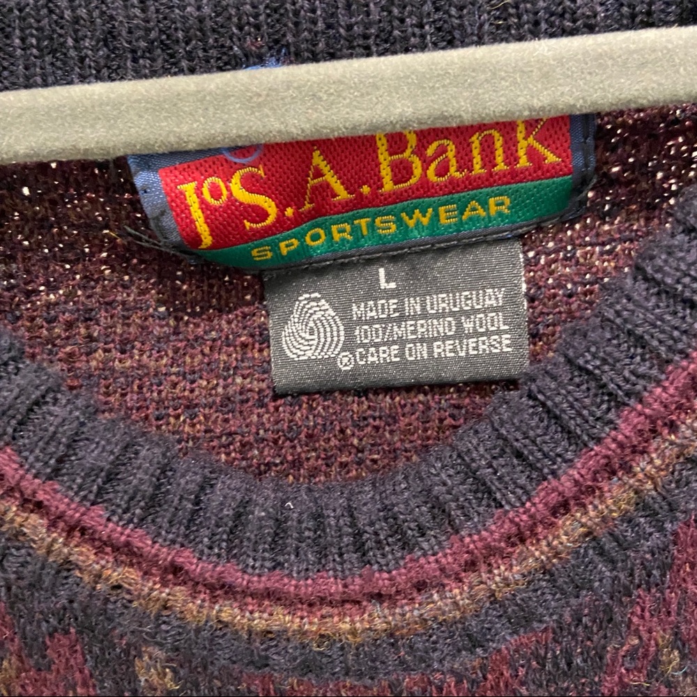 VINTAGE Patterned Wool Sweater - Picture 3 of 3